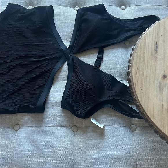 NWT Aerie Black Ribbed Cutout Monokini Swimsuit Bathing Suit Sexy Swim - Picture 3 of 7